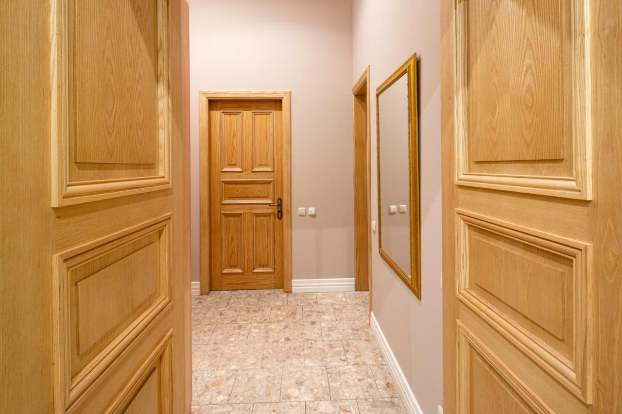 Old Riga 2 Bedroom Vecpilsetas Street Apartment Ngoại thất bức ảnh