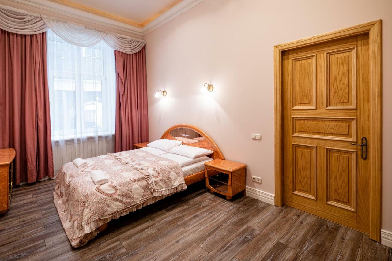 Old Riga 2 Bedroom Vecpilsetas Street Apartment Ngoại thất bức ảnh