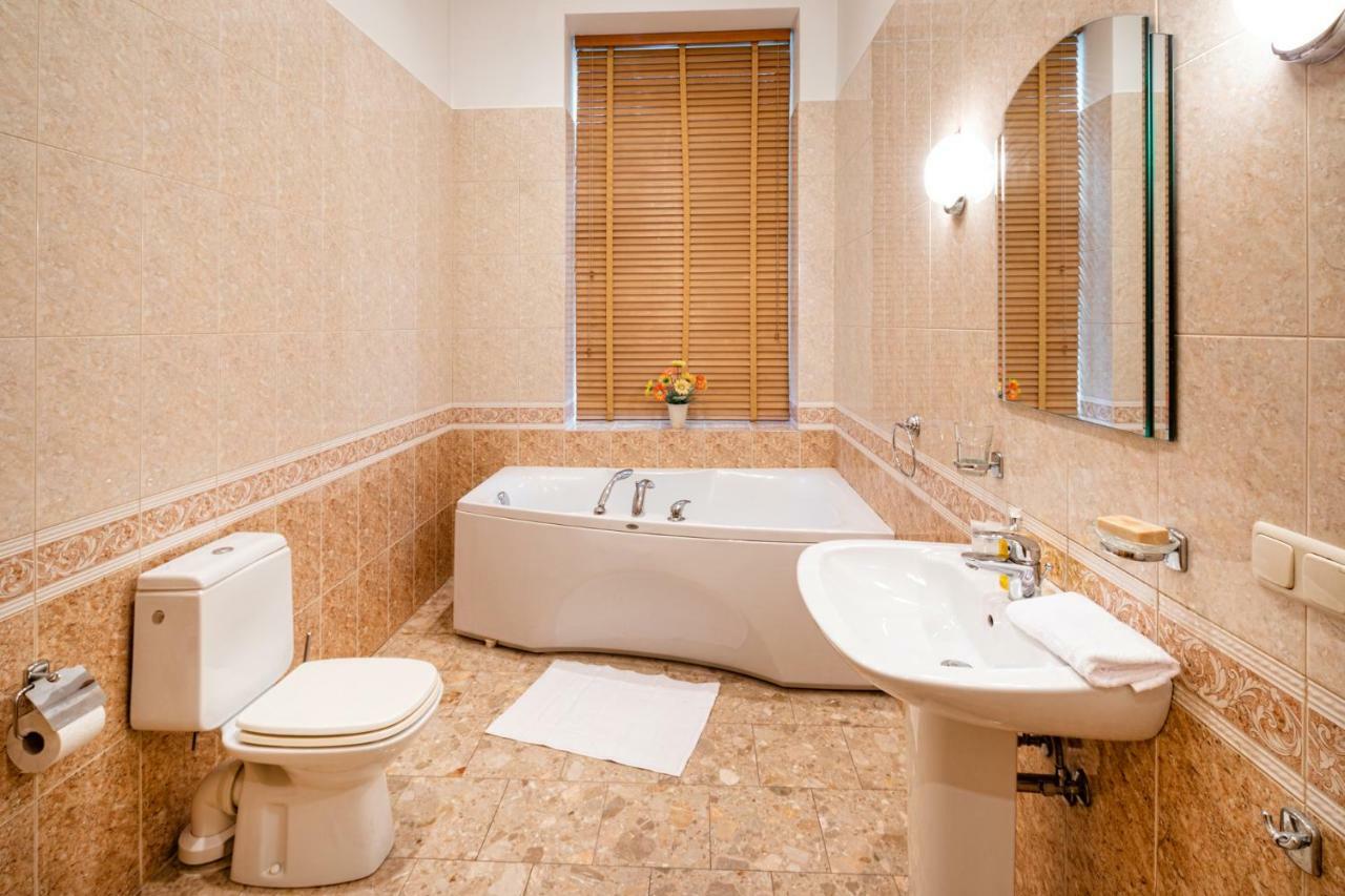 Old Riga 2 Bedroom Vecpilsetas Street Apartment Ngoại thất bức ảnh