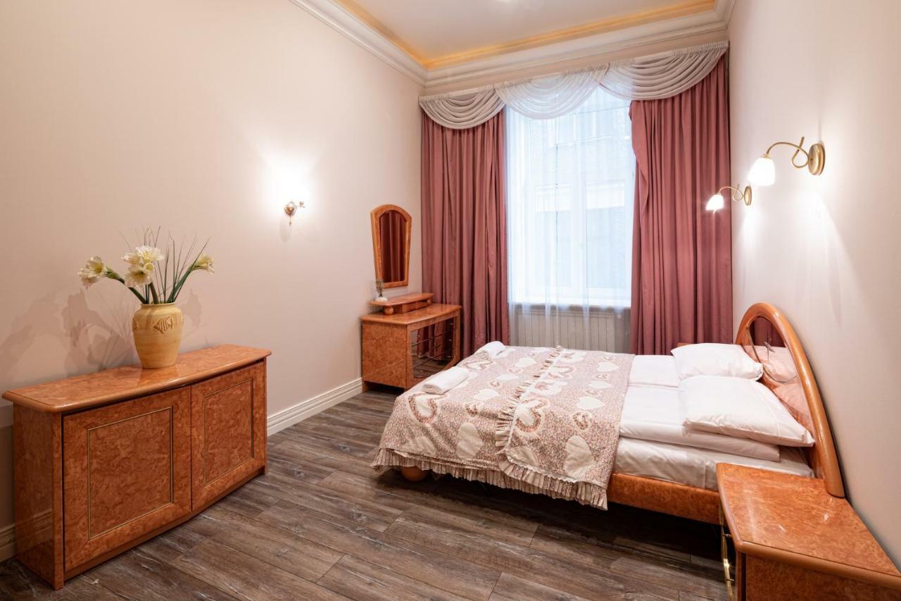 Old Riga 2 Bedroom Vecpilsetas Street Apartment Ngoại thất bức ảnh