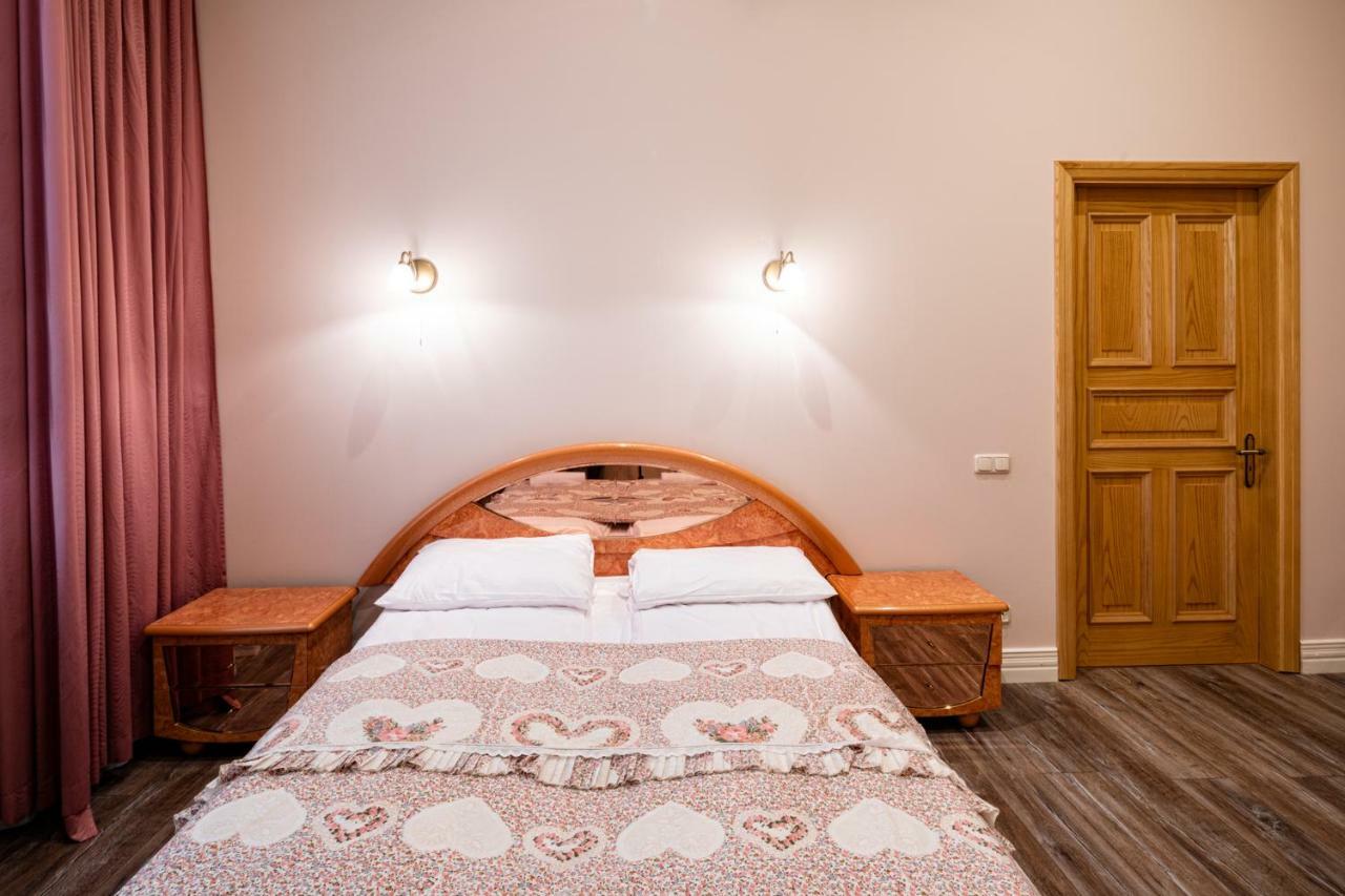 Old Riga 2 Bedroom Vecpilsetas Street Apartment Ngoại thất bức ảnh