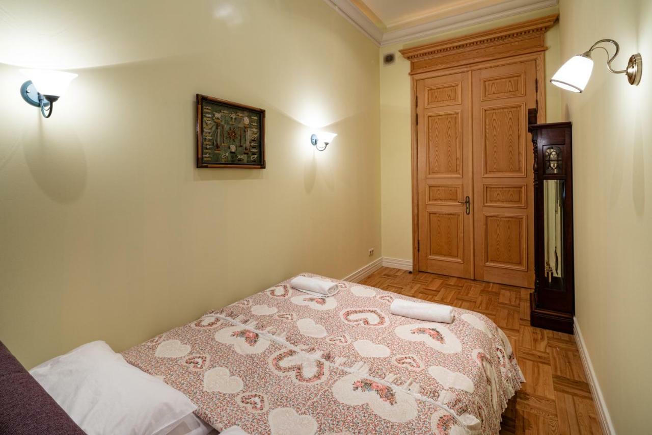 Old Riga 2 Bedroom Vecpilsetas Street Apartment Ngoại thất bức ảnh